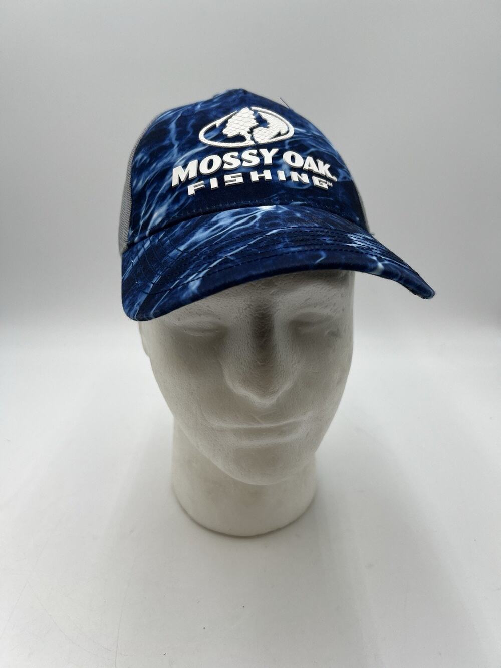 Mossy Oak Fishing Blue Water Camo Performance Trucker Hat OSFM Stretch Mesh